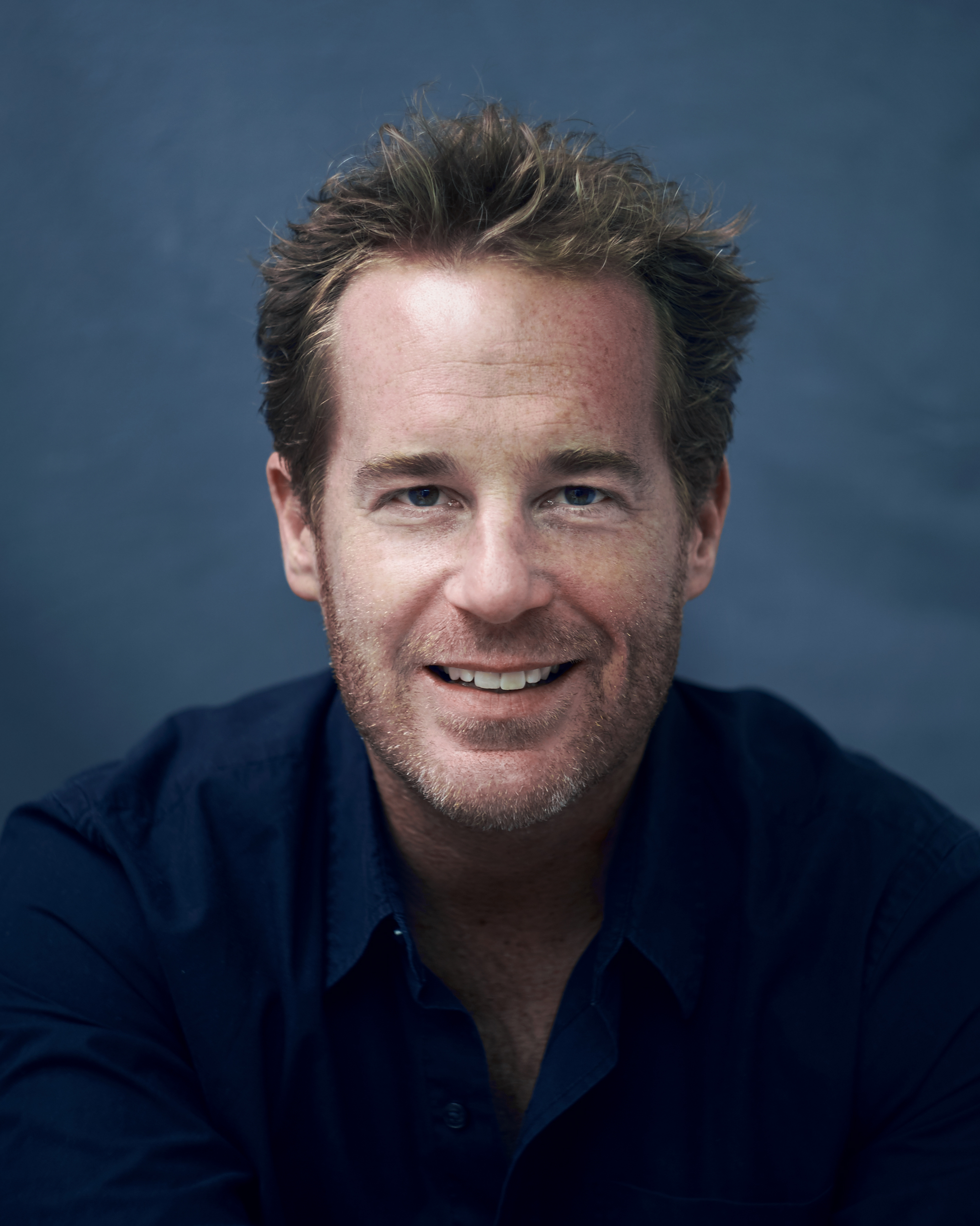 Watch Adam James in ‘The Memory of Water’ at the Hampstead Theatre